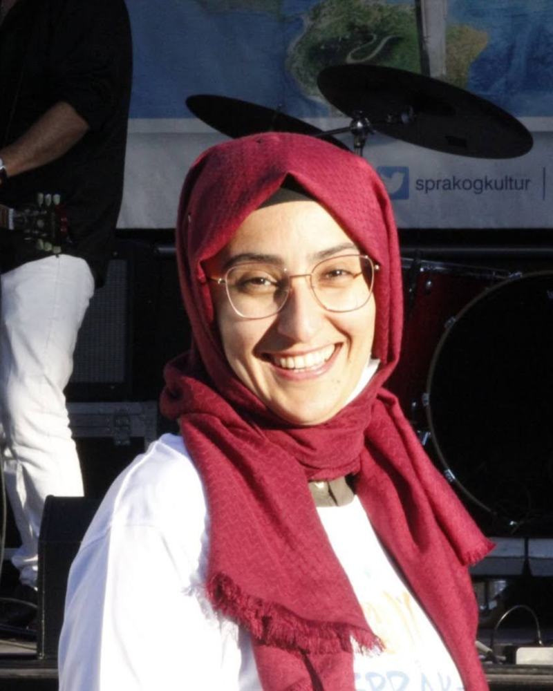 Meral Karais Meral Karais